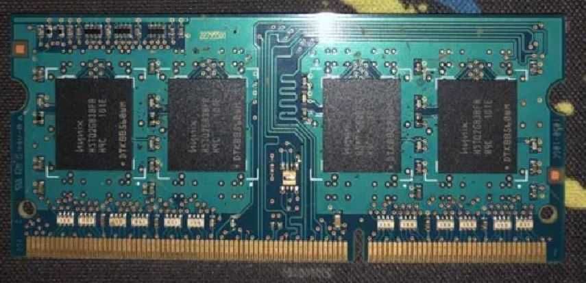 Продаётся для Ноутбука Оперативная память HYNIX sodimm DDR3  2+2gb