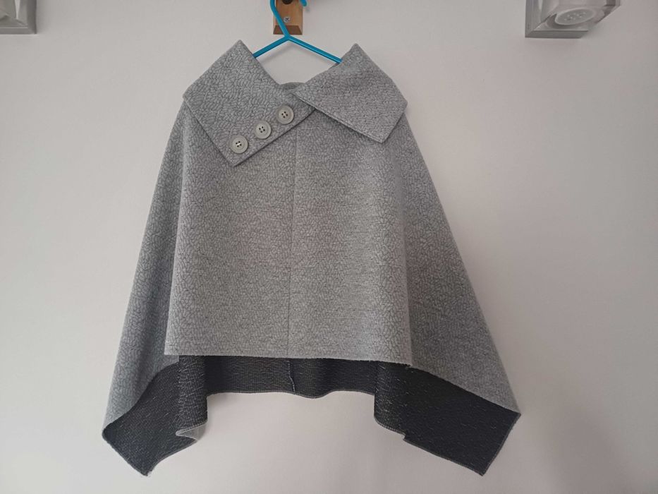Poncho/ponczo, narzutka rozm. 152