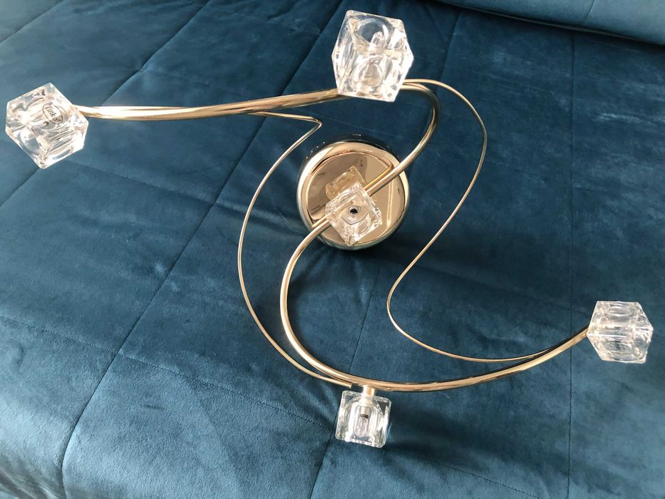 Люстра потолочна галогенная производства Tinko 5 лампоч бра светильник