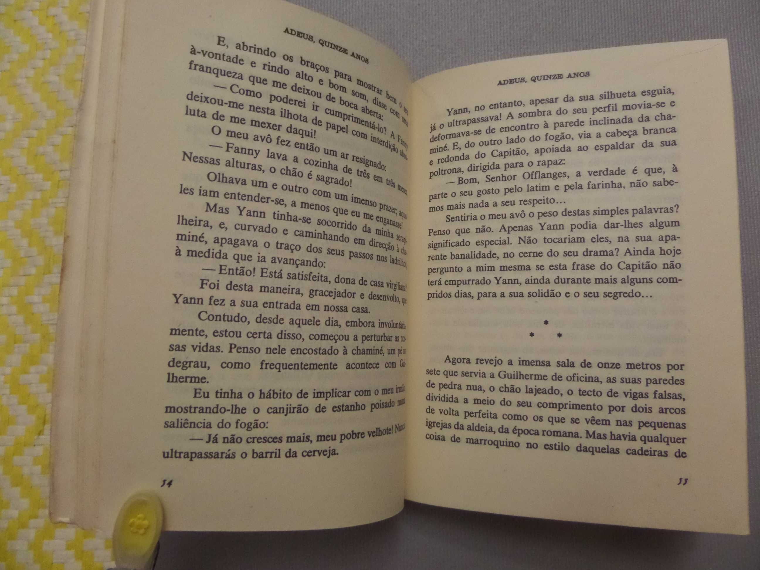 ADEUS, QUINZE ANOS
de Claude Campagne