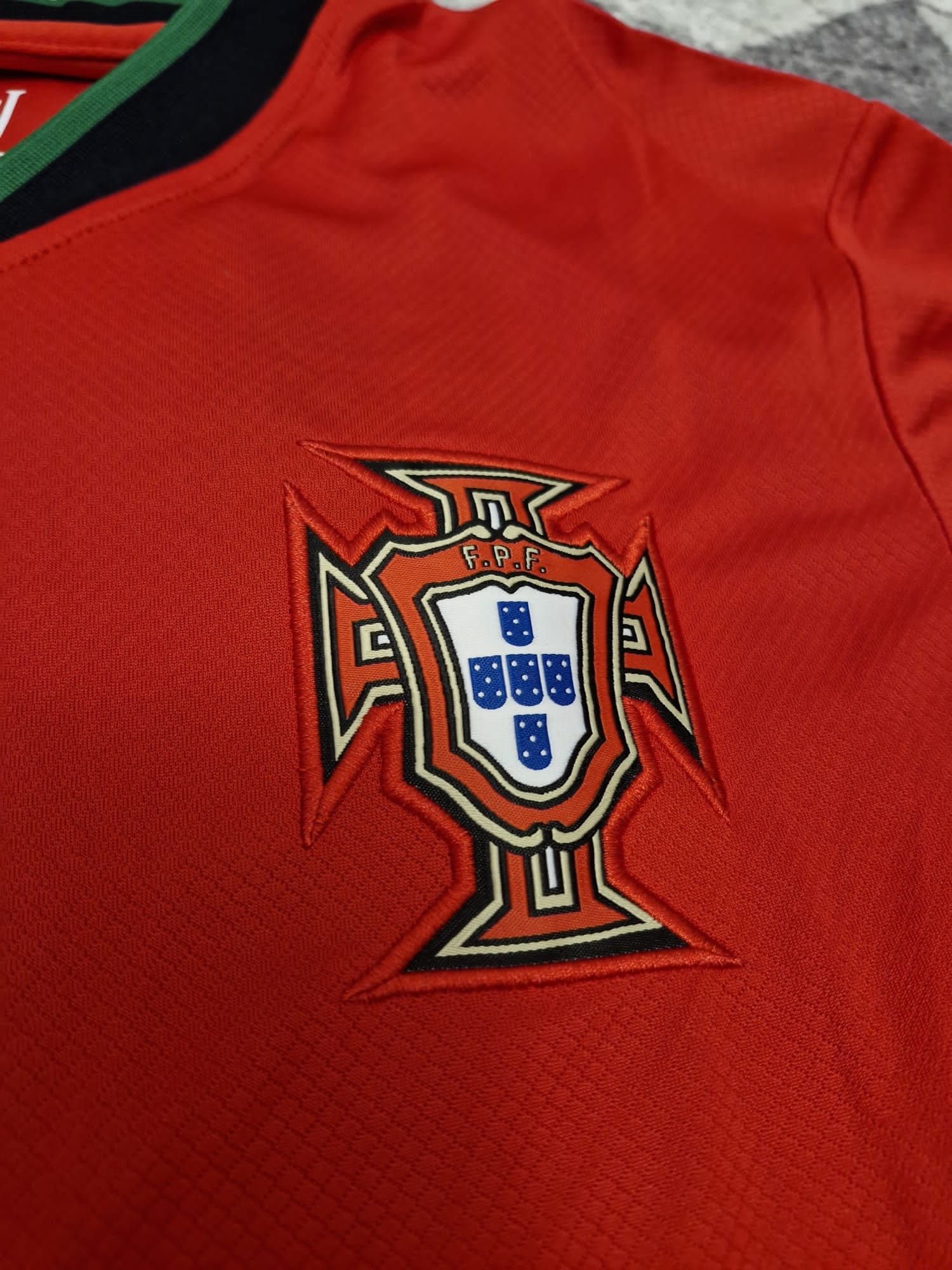 Camisola Selecção Nacional - Tamanho  M e L