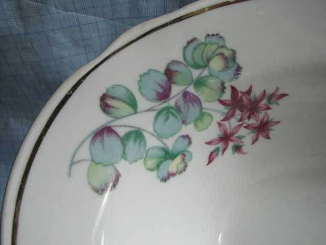 Набор тарелок и блюдо Коростень