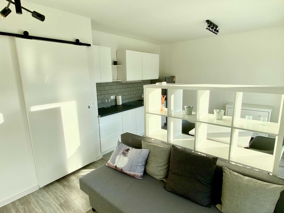 Wynajmę | super lokalizacja - studio, balkon, 5 min. od SKM, od 1.12