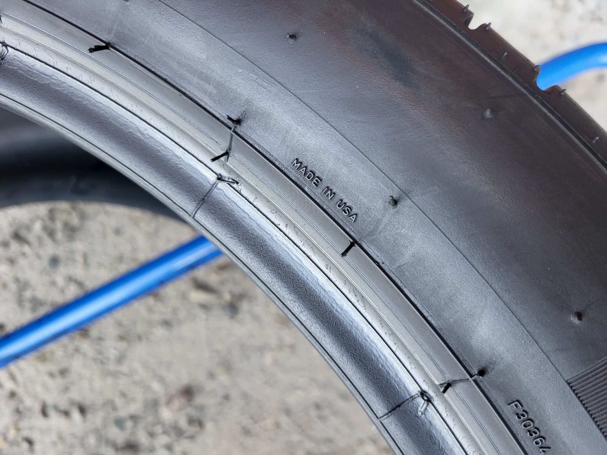 325/35/22 R22 Pirelli P ZERO PZ4 MO 2шт ціна за 1шт літо шини