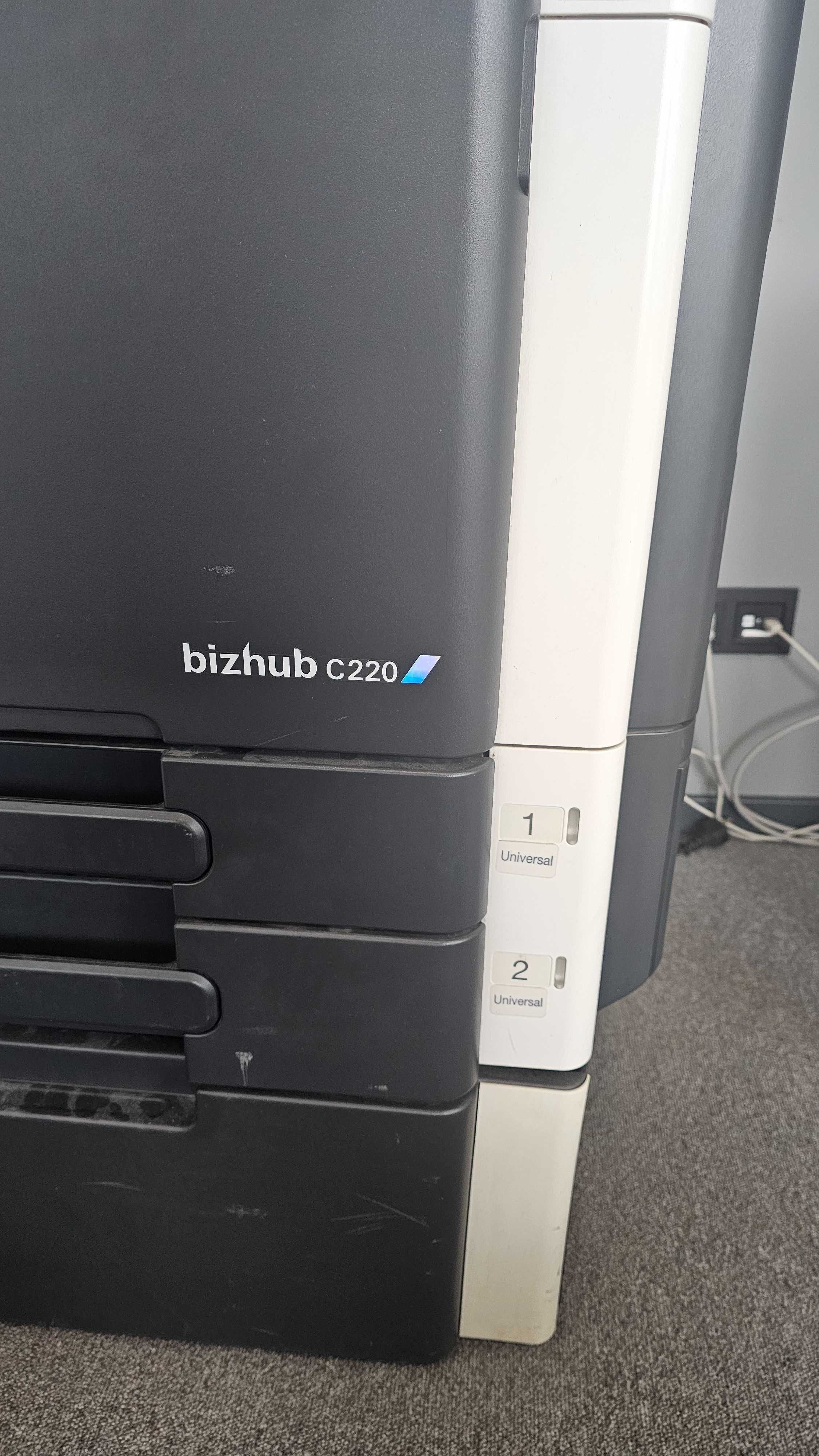 Drukarka bizhub c220