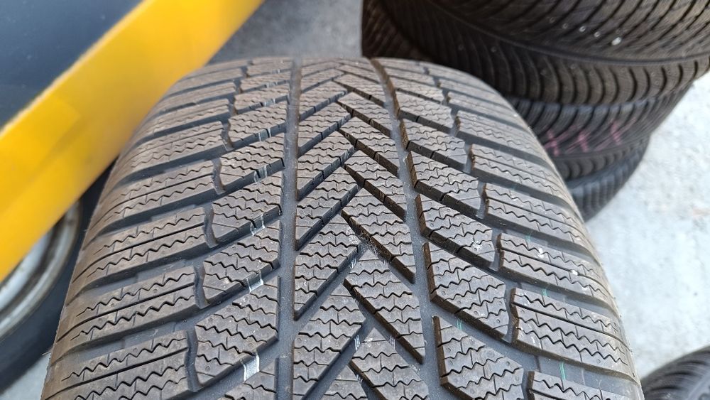 2 x Bridgestone Blizzak 255/50/19 103T 2023