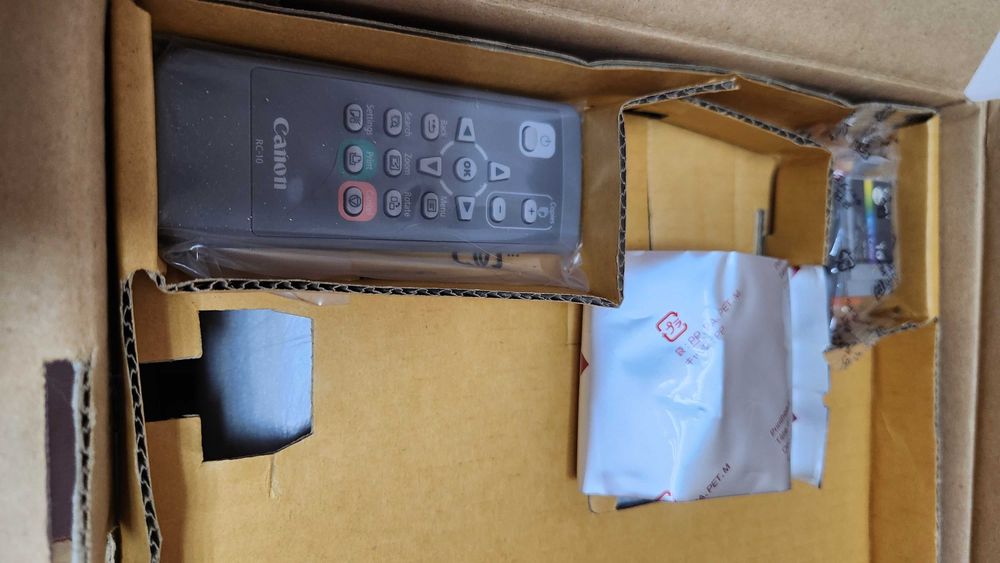 НОВЕ Принтер Canon SELPHY DS700