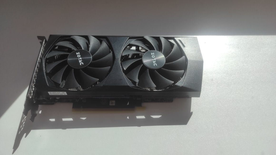 Видеокарта ZOTAC RTX 3060Ti Twin Edge