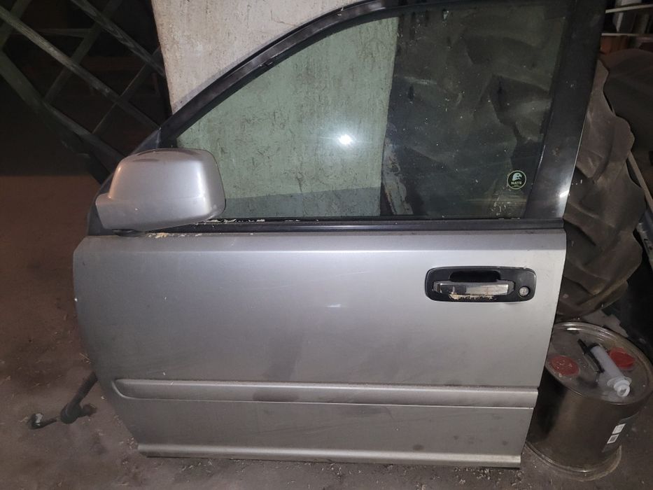 Nissan X-Trail 2005 Części karoserii,blok silnika ,głowica