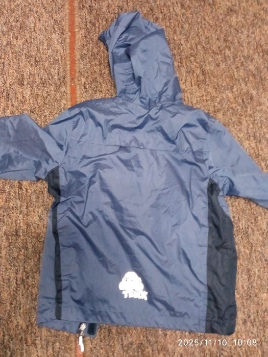 Ветровка на мальчика 110-116