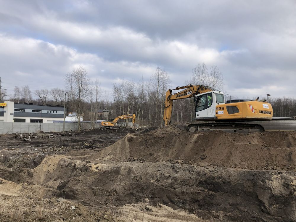 Ziemia Humus na podniesienie terenu Podwyższenie Transport 1-28 ton