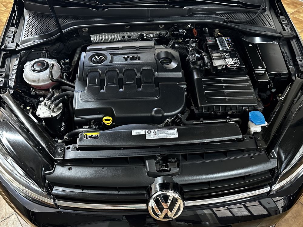 GOLF 7 VARIANT 1.6 TDI BUSINESS