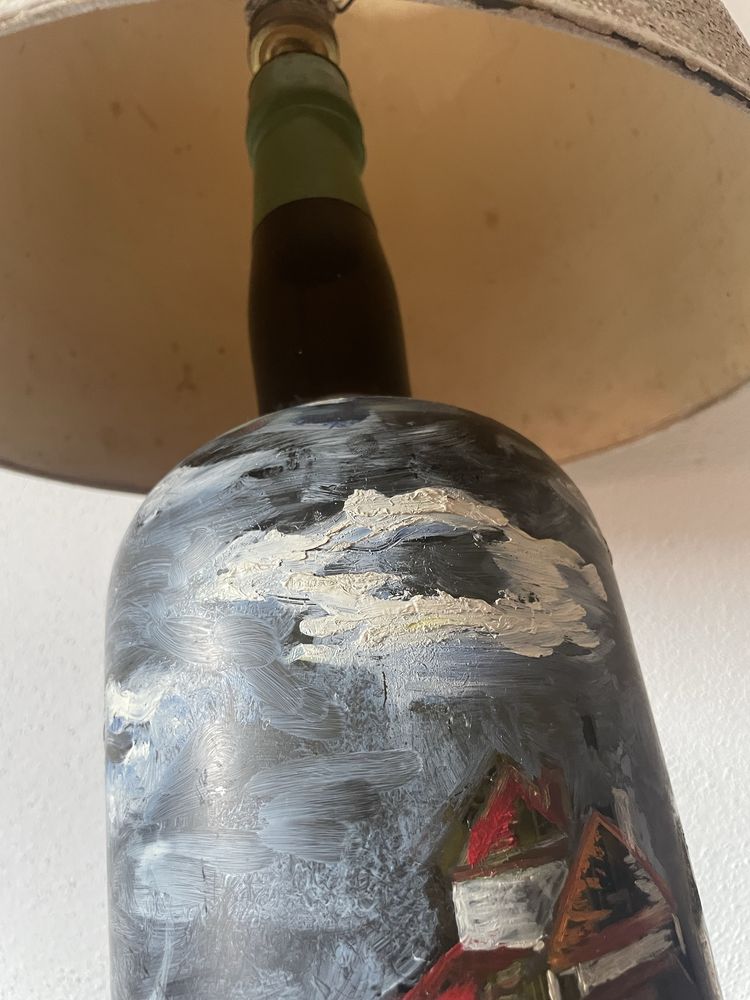 Candeeiro em Garrafa de Vidro Pintada