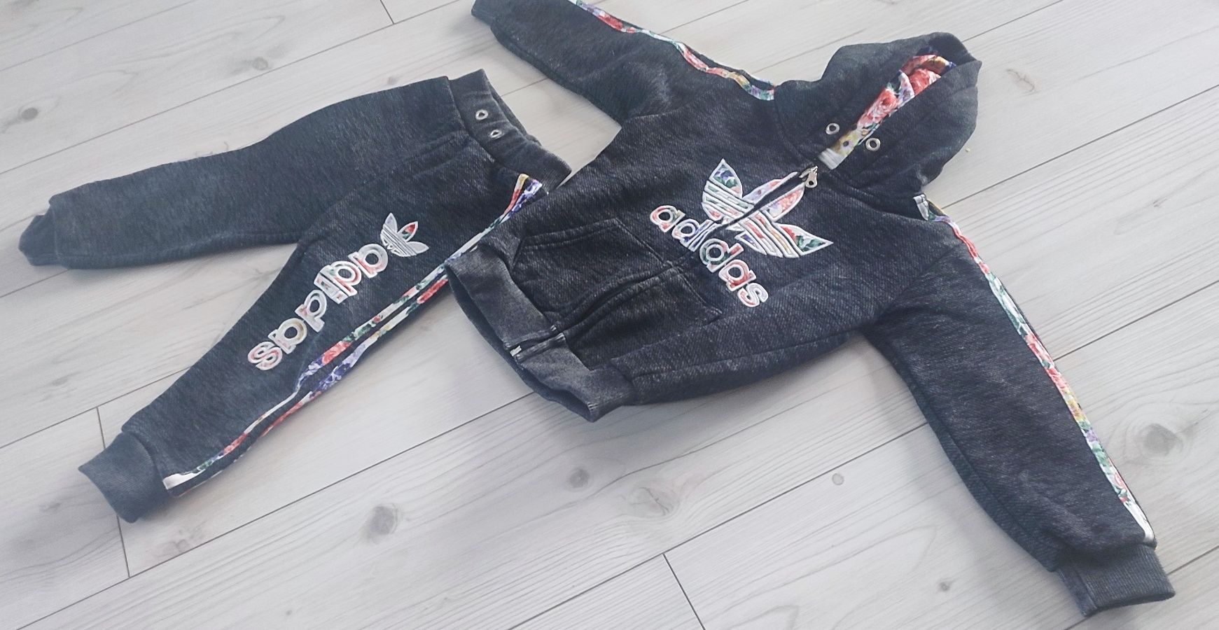 Dresy dziewczęce adidas