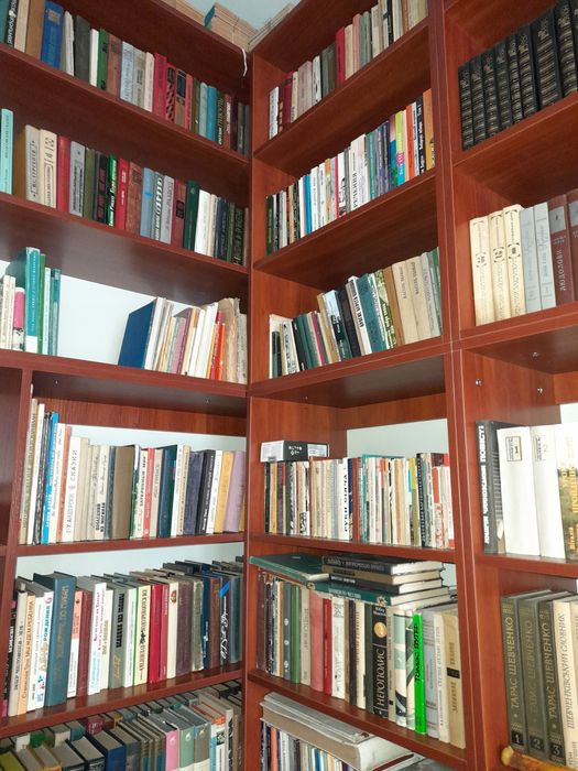 Куплю і вивезу книги на мукулатура ціна Дорого