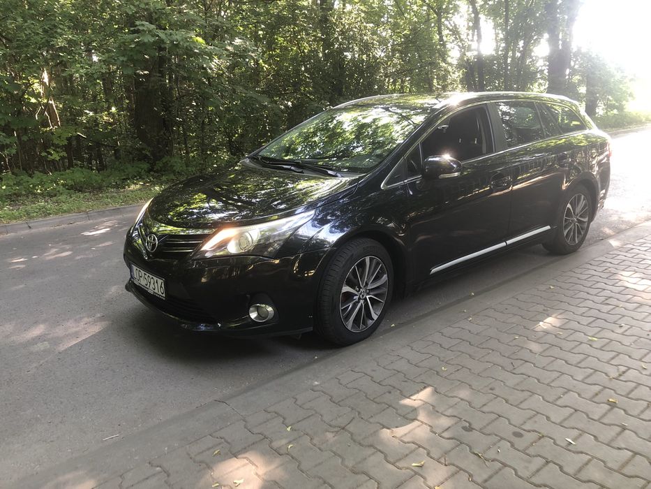 Toyota Avensiss kombi Gaz