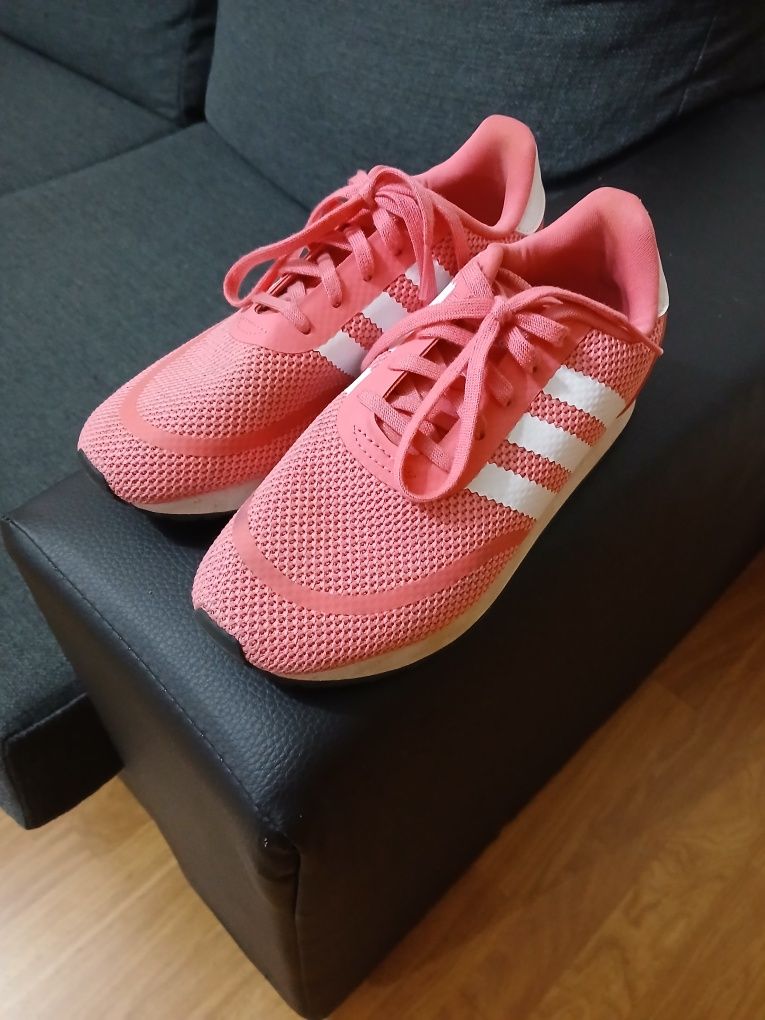 Sapatilhas adidas