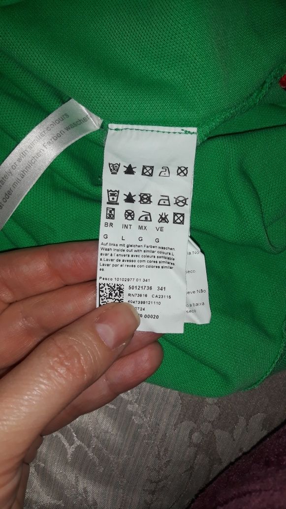 Продам футболку поло Hugo Boss