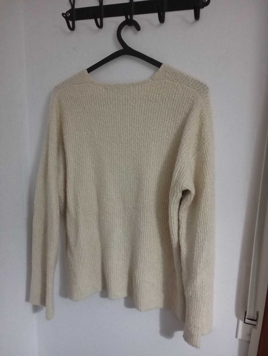 Camisola creme da Mango