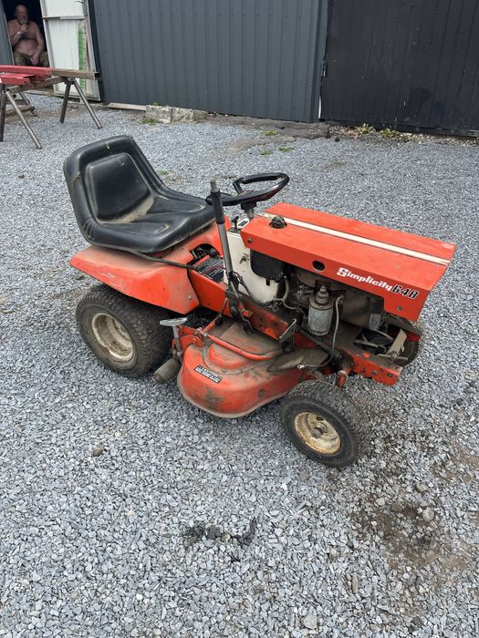 Косілка самохідна SIMPLICITY 648