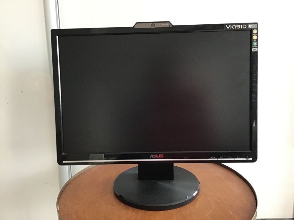 Monitor do komputera asus z kamera