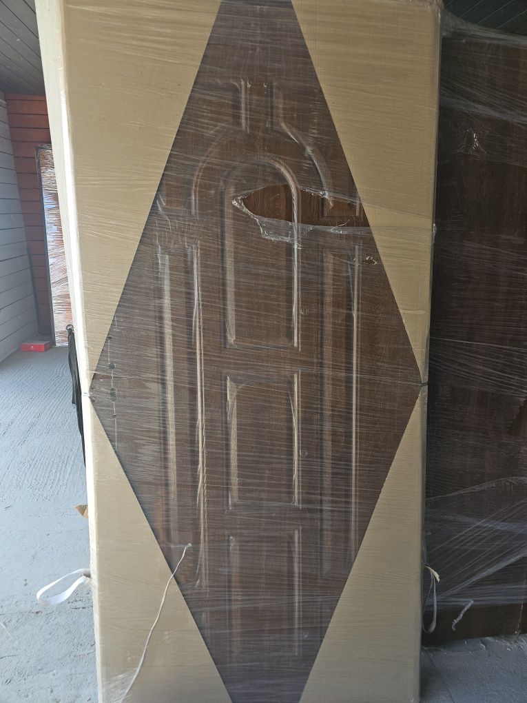 Drzwi zewnętrzne nowe 90 x 206