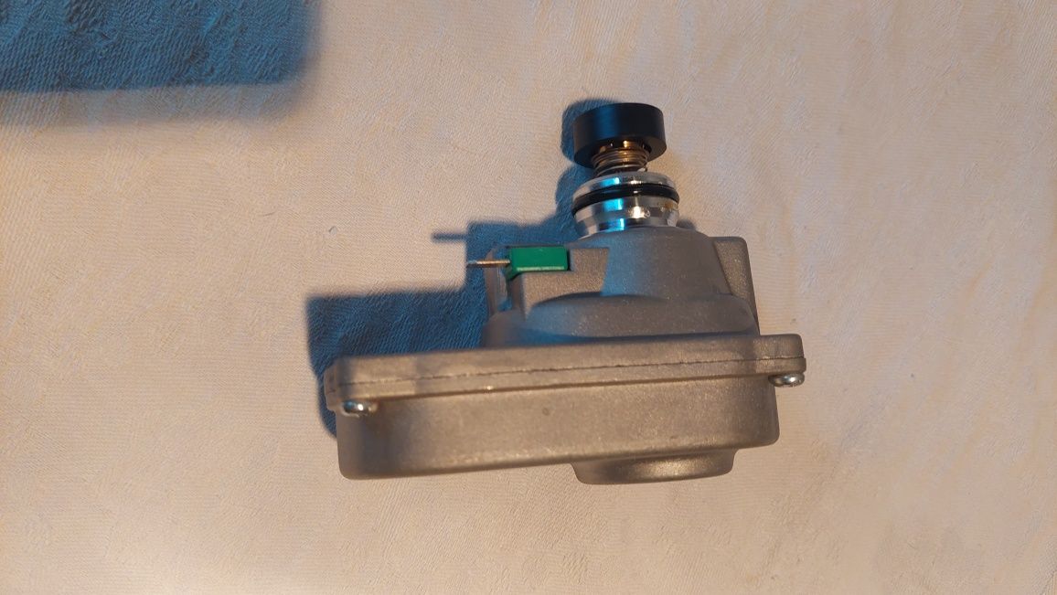 Serwomotor  do piecyka gazowego SAUNIER DUVEL OPALIA C 11 E-B