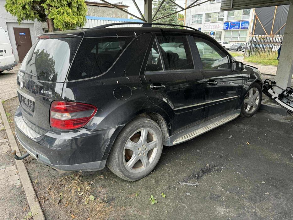 Mercedes ML 3.2 CDI , Bezwypadkowy.