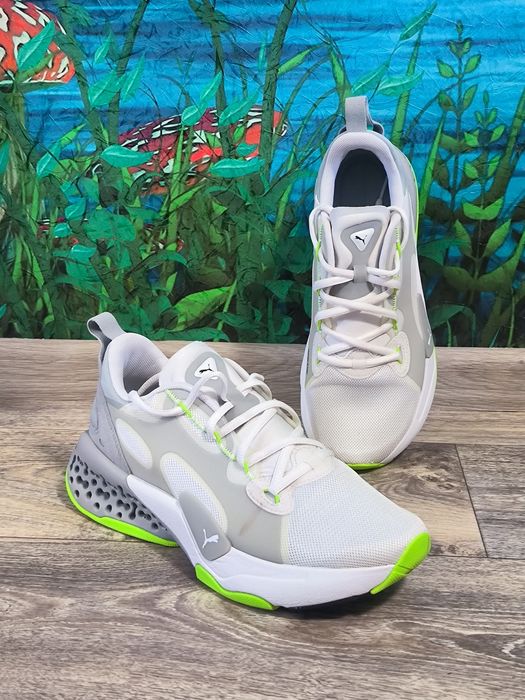 Оригінальні кросівки PUMA Xetic Halflife, в чудовому стані 41 розмір.