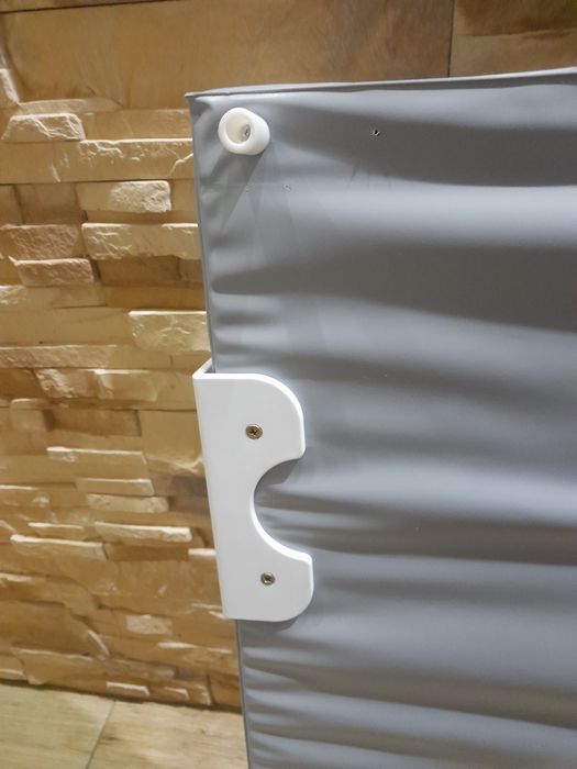 Przewijak firmy sensillo szary z systemem bezpieczeństwa