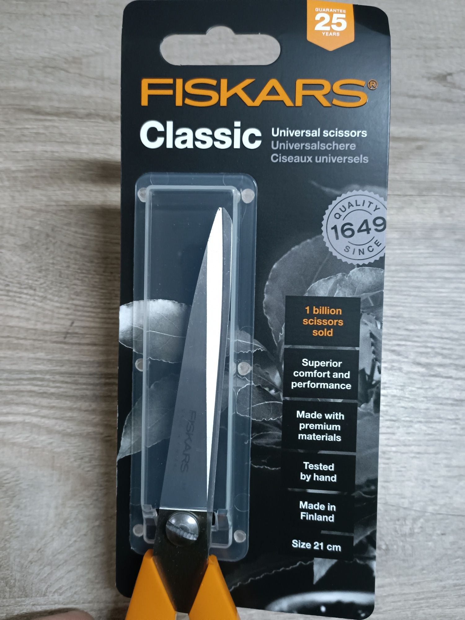 Nożyczki uniwersalne 21 cm FISKARS