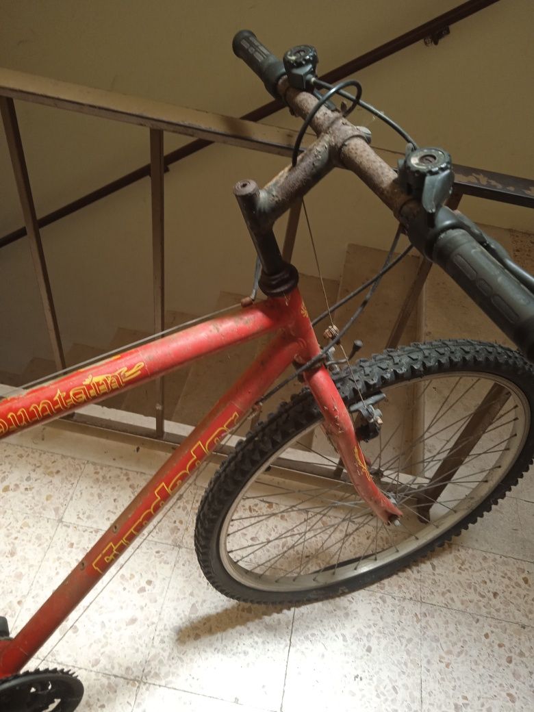 Vendo bicicleta de cidade usada