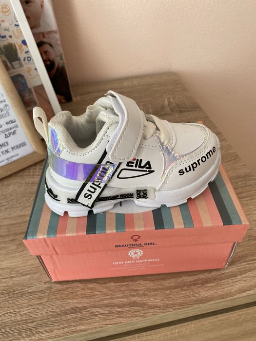 Супер Кросівки на осінь 13 см