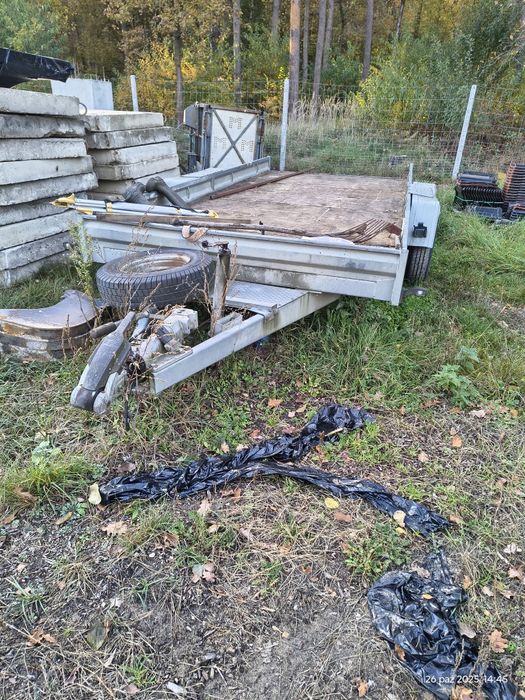 Przyczepa  ciężarowa laweta