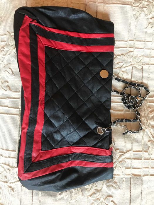 Dwie torebki damskie -młodzieżowa na ramię, i do ręki na łańcuszkach