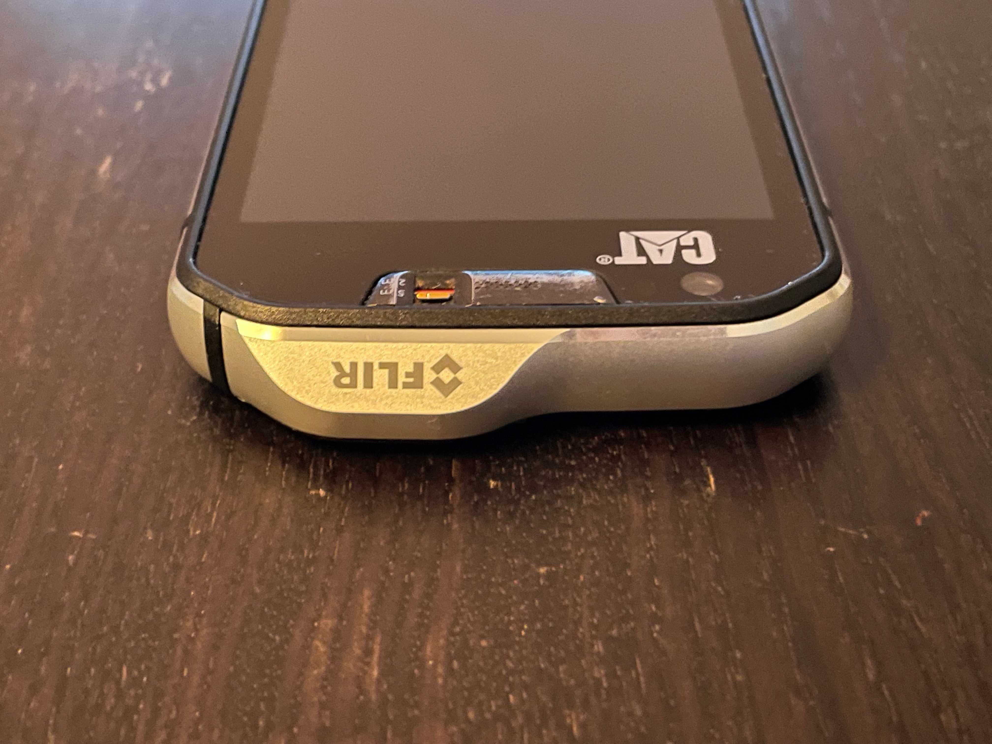 CAT S60 3/32GB LTE - kamera termowizyjna / termowizja