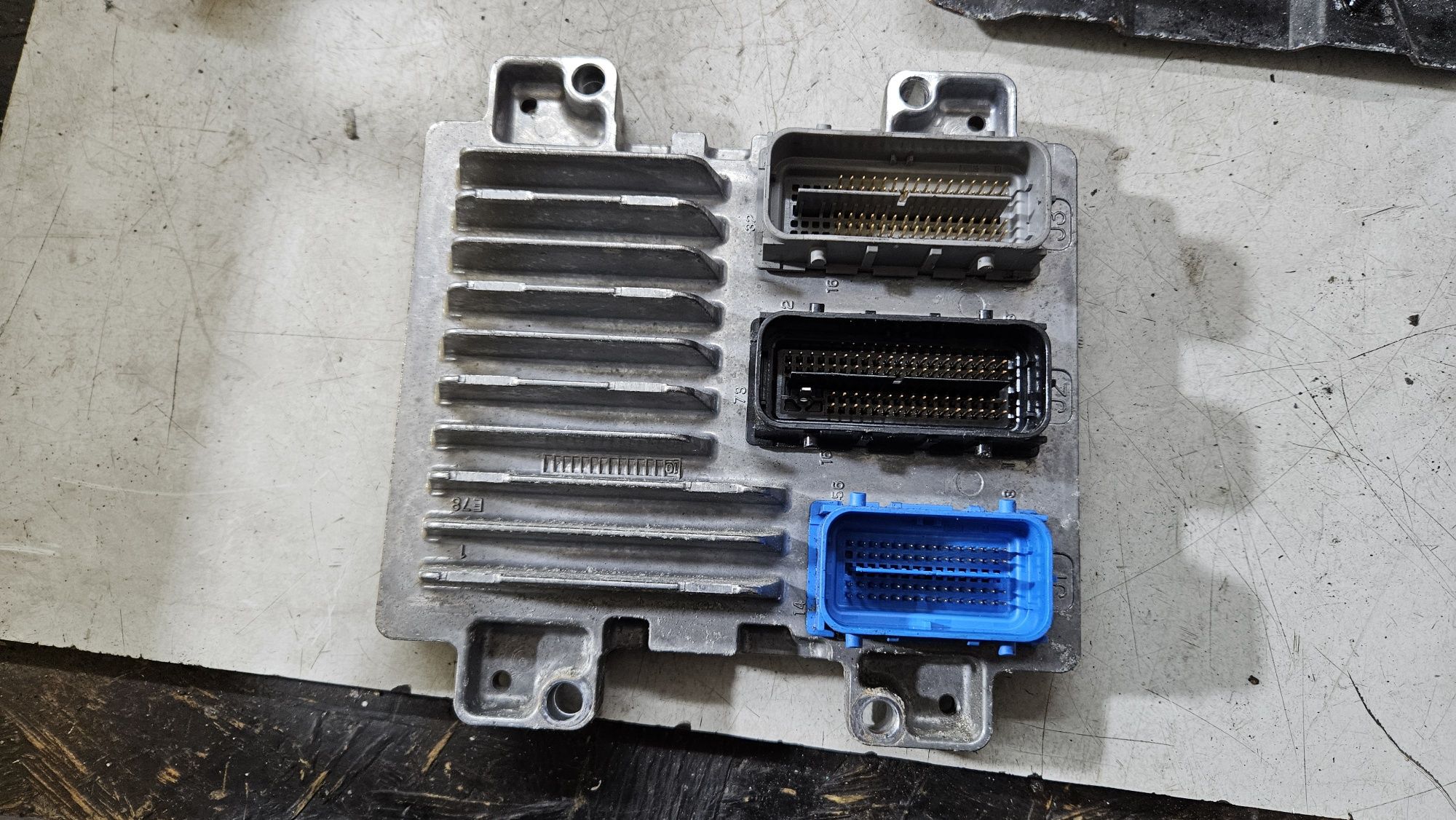 Komputer sterownik silnika ECU A14NET 1.4T. 140km AA4R opel astra j IV