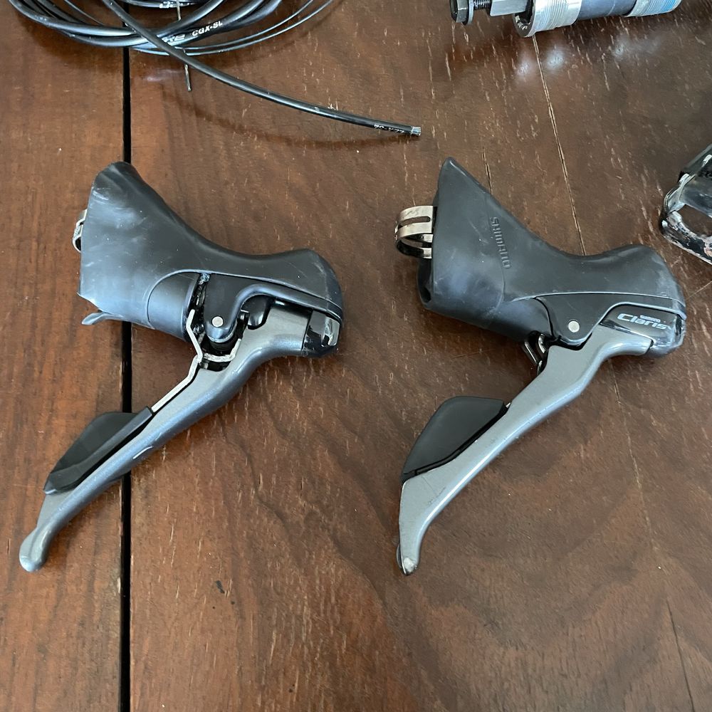 używana grupa osprzętu Shimano Claris