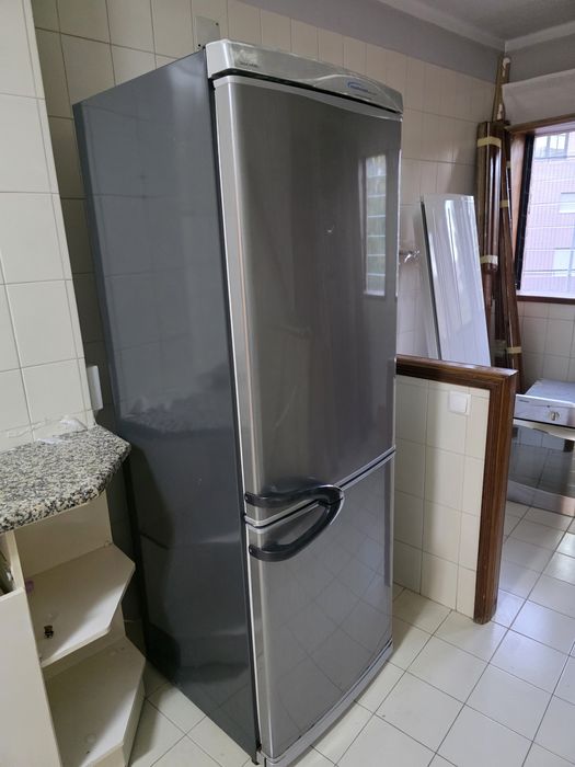 Frigorífico combinado.