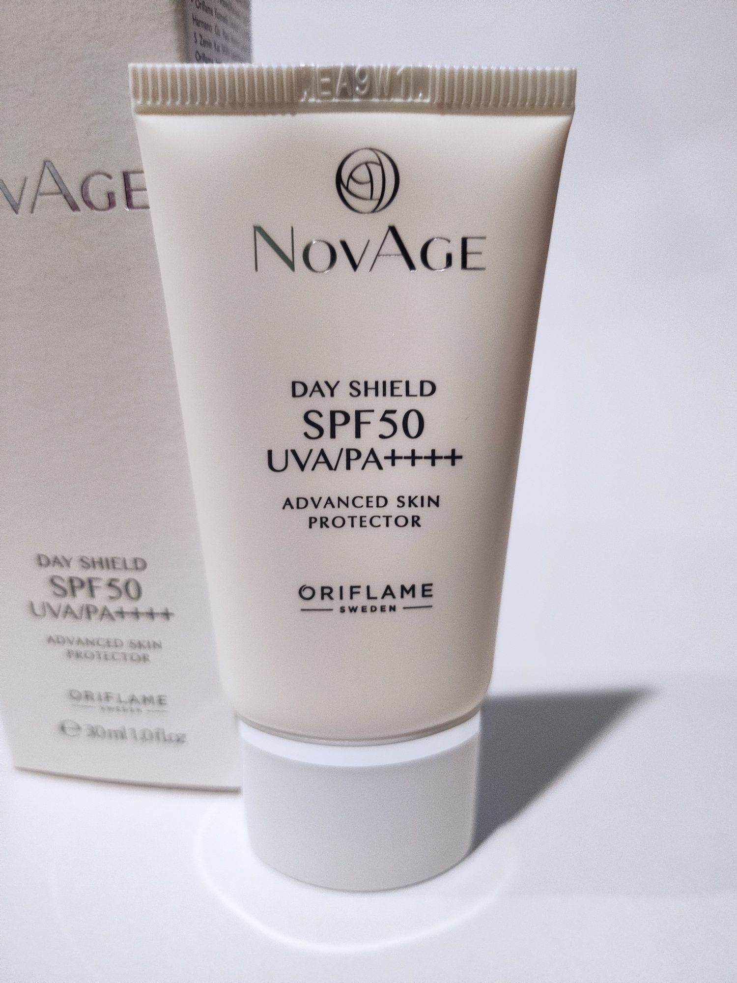 Creme Protetor de Dia com FPS 50 UVA/PA++ Advanced NovAge

Da Oriflame