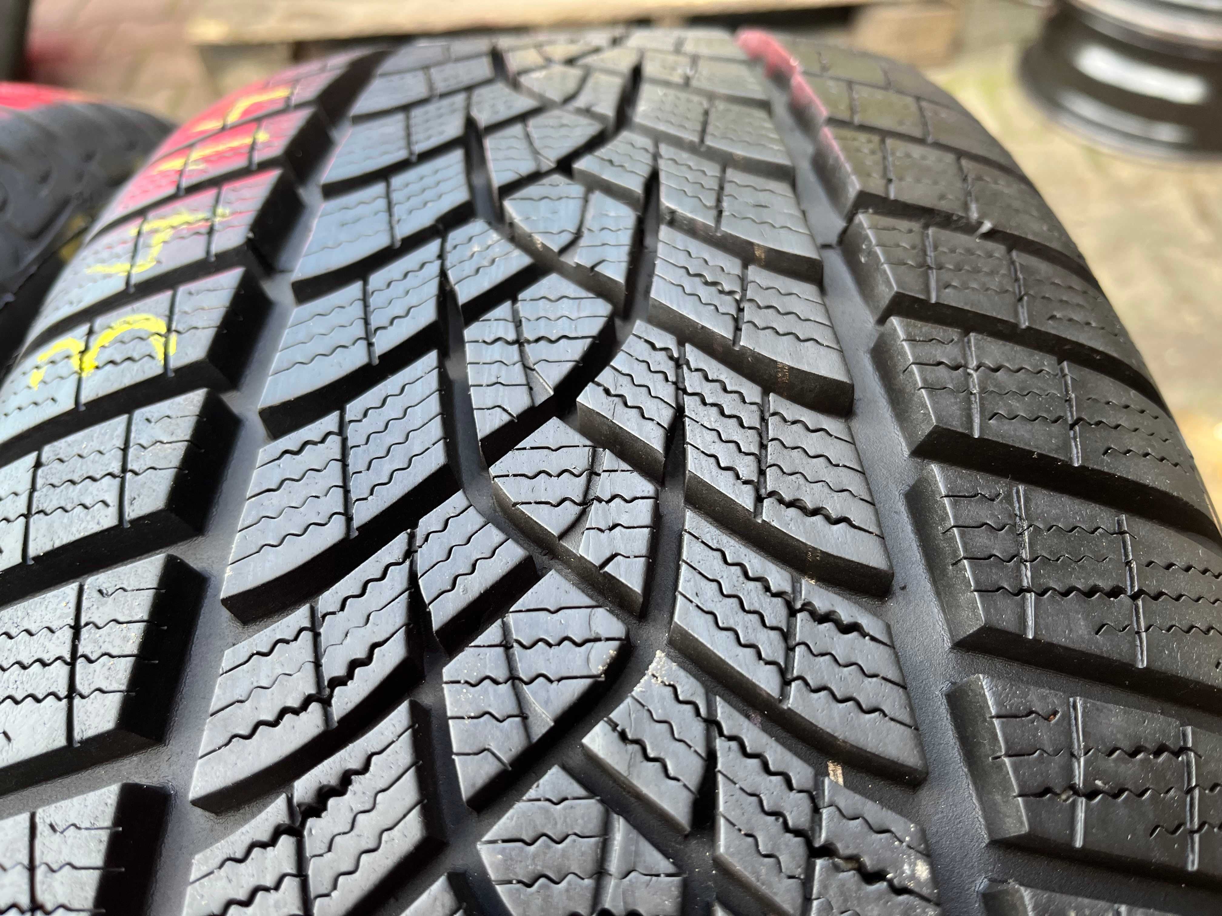 4x  Opony zimowe 225/55 R17 101V Goodyear Ultragrip Performance+ #3414