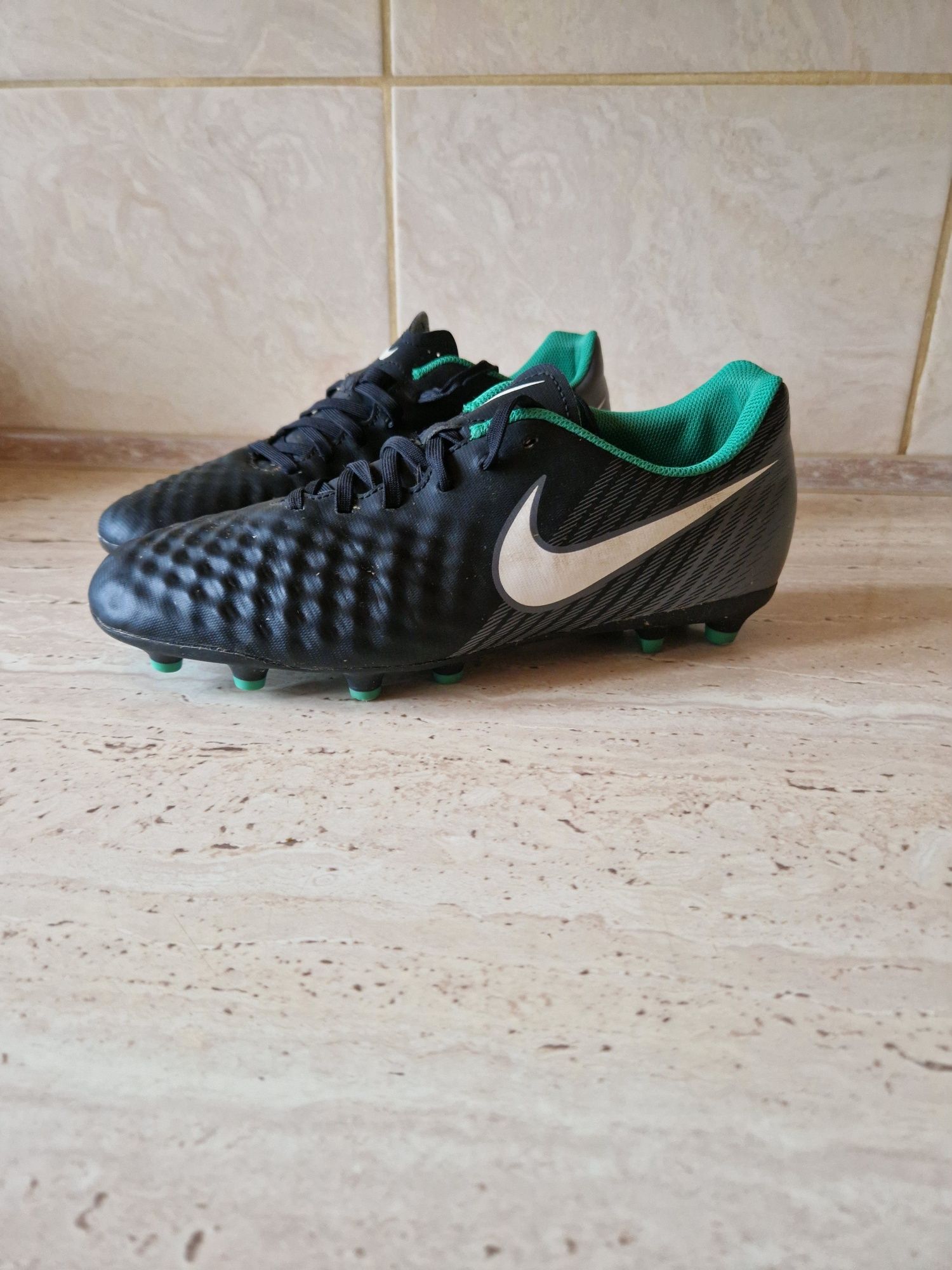 Korki Nike Magista r 42