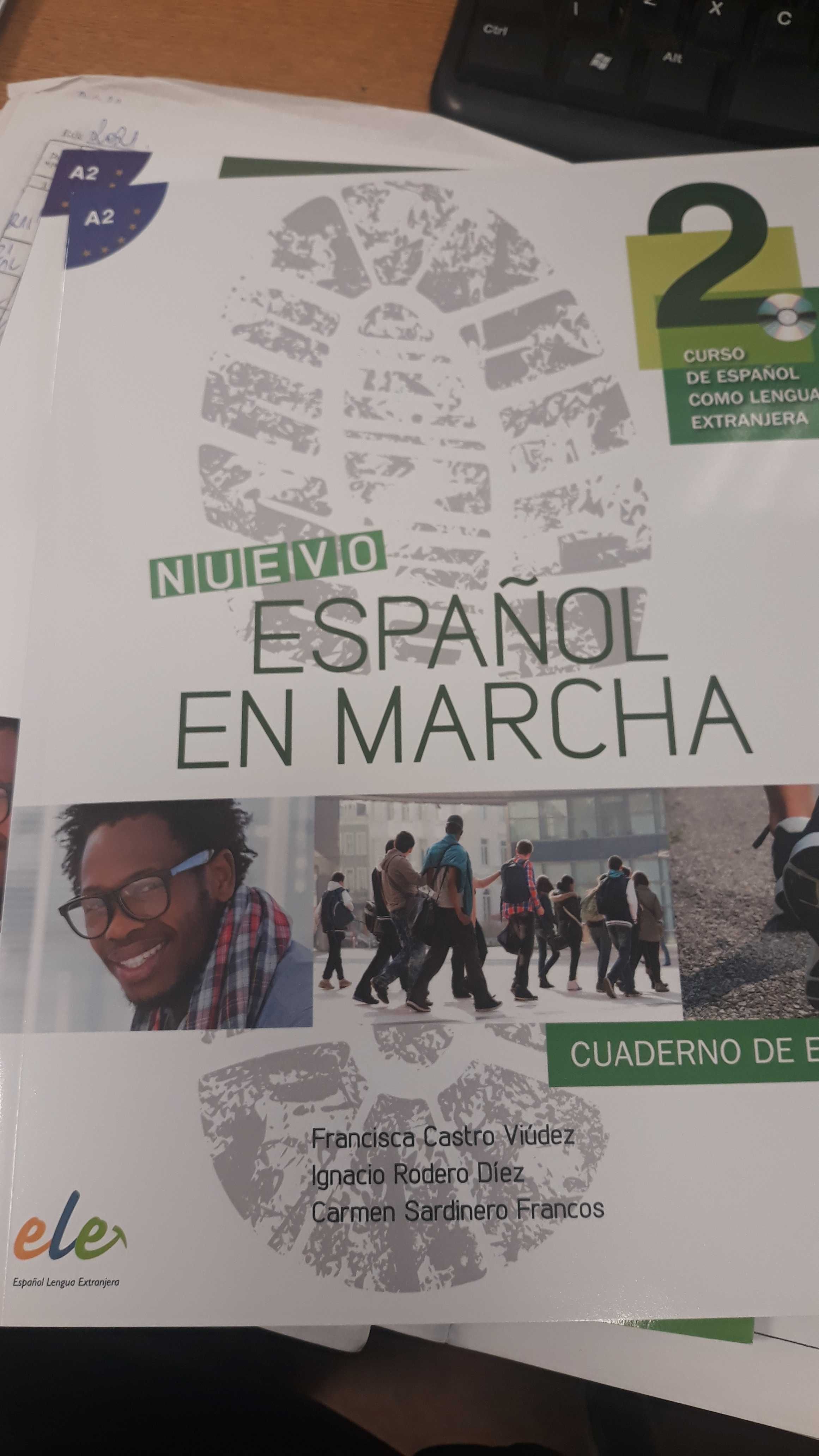 język hiszpański podręcznik z ćwiczeniami