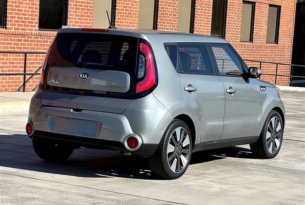 Kia Soul      2016