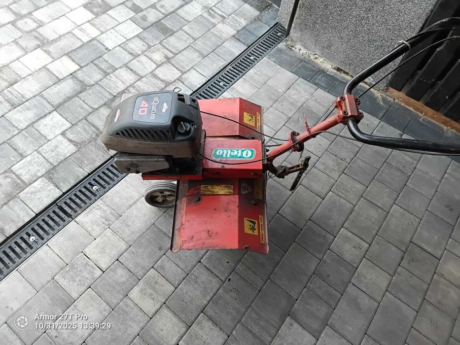 Glebogryzarka Briggs & Stratton Quattro 40