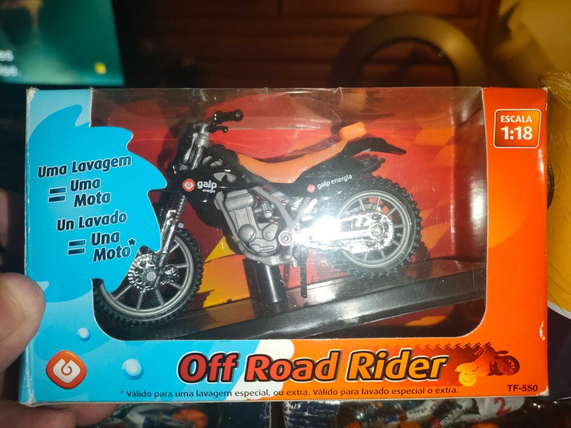 Motas Repsol e Galp