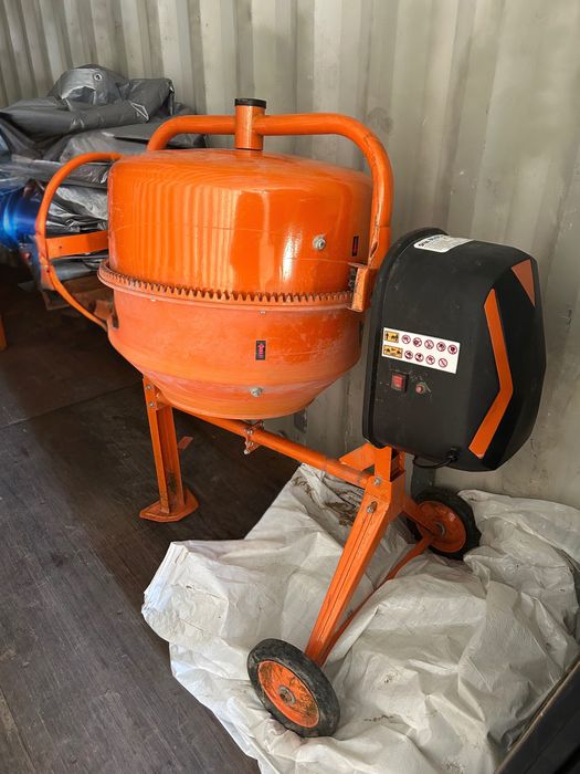 Wynajem - Betoniarka 160L