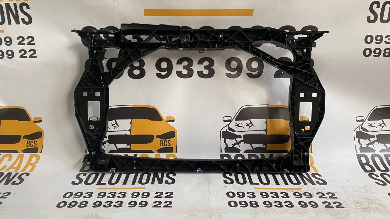 Телевізор передній Audi Q3 2015 2016 2017 2018