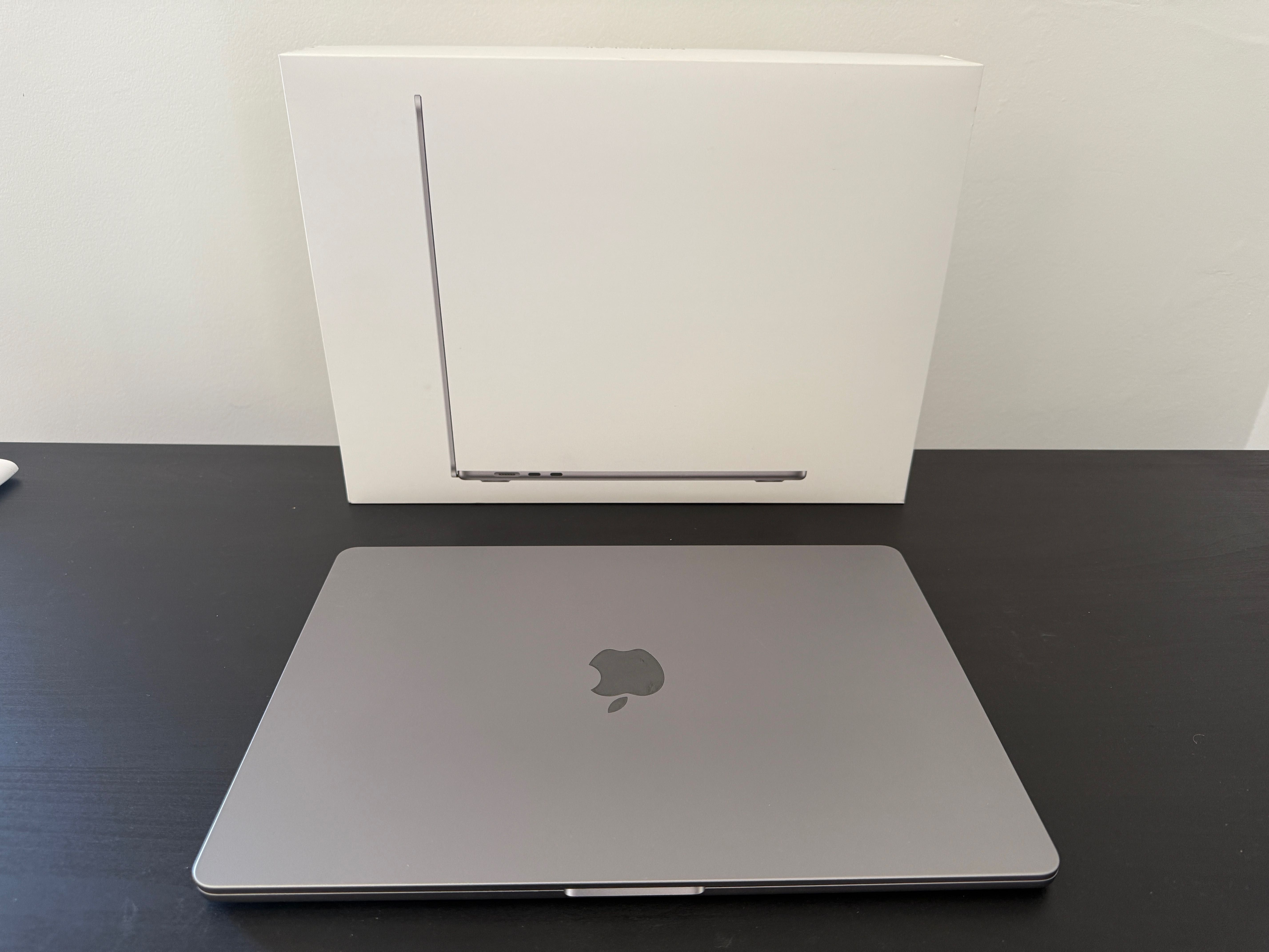 MacBook Air 15" 2023 16Gb 512Gb