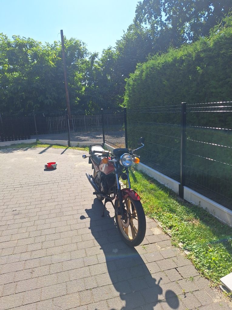 Yamaha RD80 81r  ZABYTEK